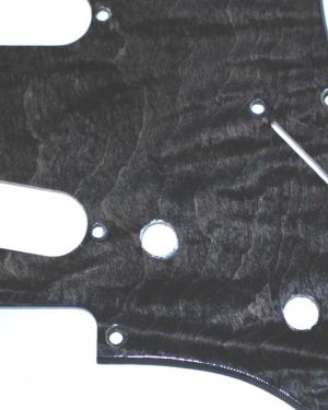 Modern Strat Black Curly Maple 013
