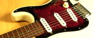 RedStrat_3 deluxe olympic white strat