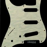 ghost quilt strat maple pickguard 535