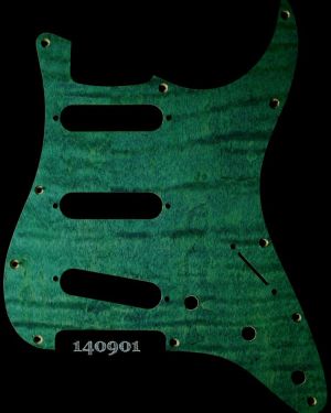 Strat Modern 11 Hole Green Curly Maple 901