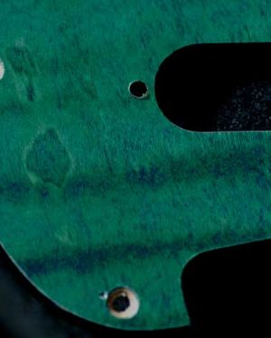 Strat Modern 11 Hole Green Curly Maple 901